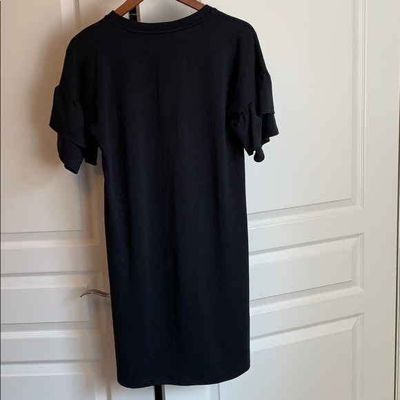 Small black t-shirt dress from Lumiere. - Picture 5 of 6